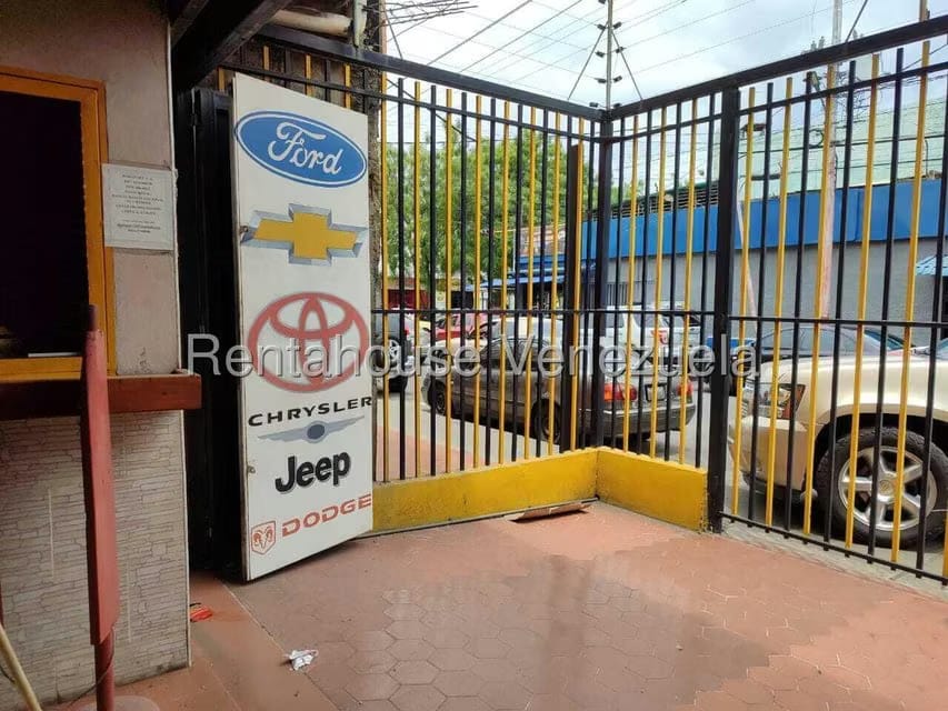 Comercial (Local Comercial) en Alquiler en Centro, Lara - 2