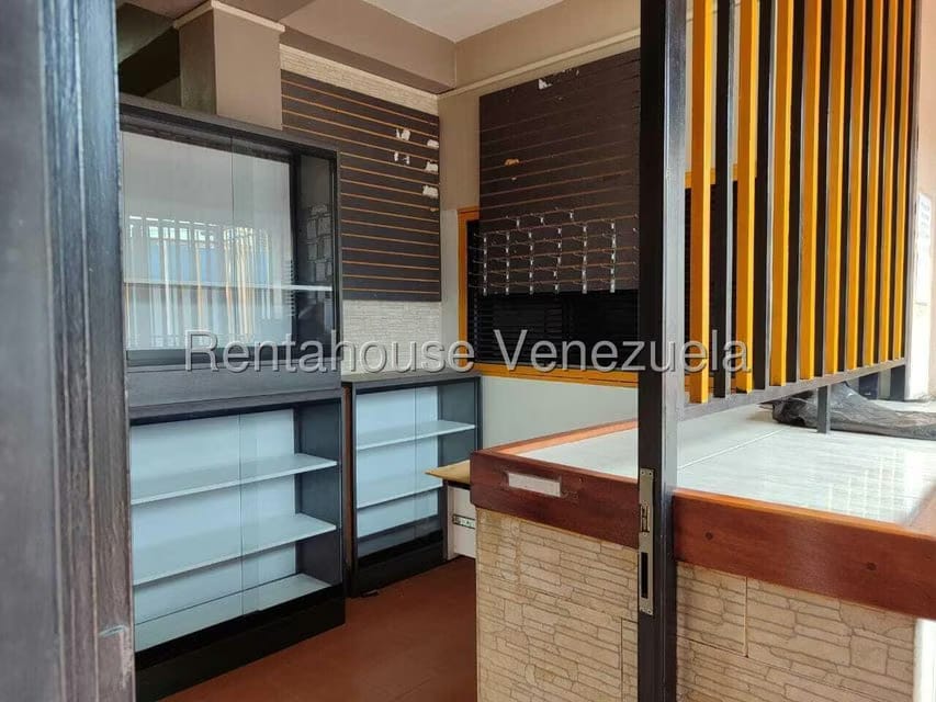 Comercial (Local Comercial) en Alquiler en Centro, Lara - 3
