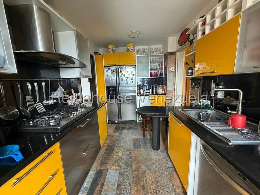 Apartamento (1 Nivel) en Venta en El Rosal, Distrito Metropolitano - 11