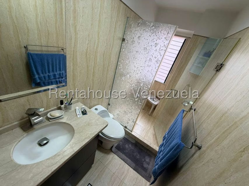Apartamento (1 Nivel) en Venta en El Rosal, Distrito Metropolitano - 17