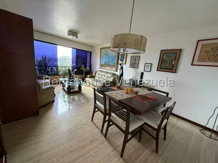 Apartamento (1 Nivel) en Venta en El Rosal, Distrito Metropolitano - 3