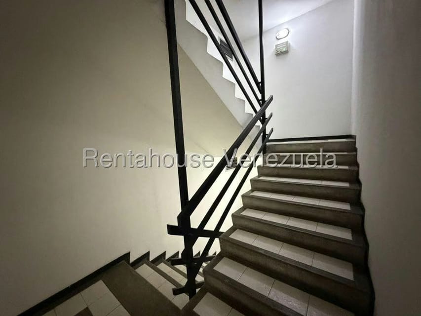 Apartamento (1 Nivel) en Venta en El Rosal, Distrito Metropolitano - 22