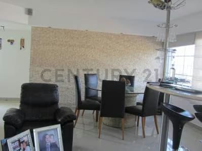 APARTAMENTO EN ALQUILER, URB. LOS CHORROS - 7