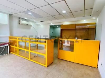 EN VENTA LOCAL COMERCIAL EN EL CENTRO DE CABUDARE - 4