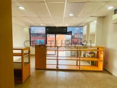 EN VENTA LOCAL COMERCIAL EN EL CENTRO DE CABUDARE - 7