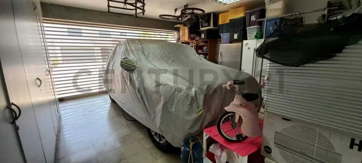 Amplia Casa en exclusivo complejo cerrado,av El Milagro Maracaibo - 26