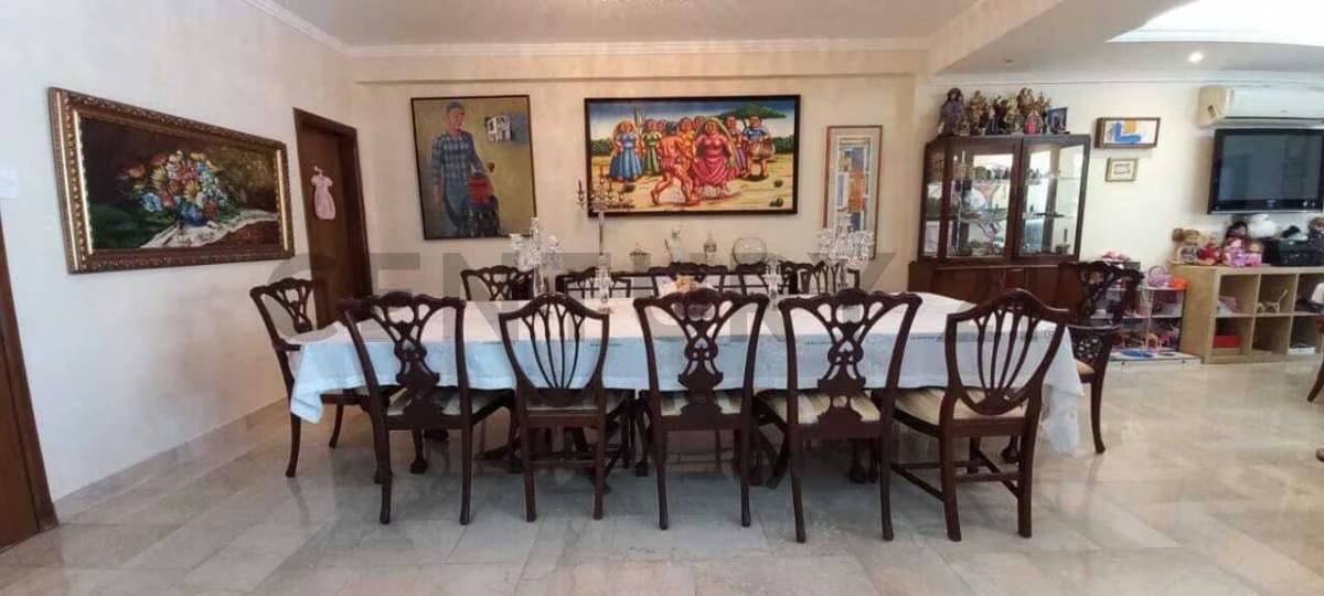 Amplia Casa en exclusivo complejo cerrado,av El Milagro Maracaibo - 6