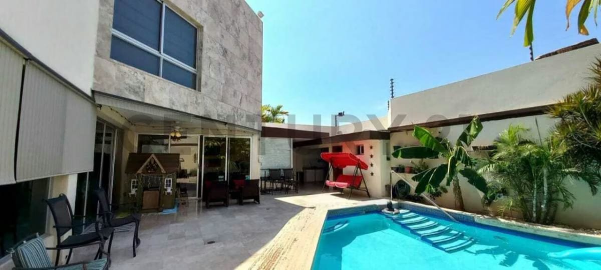 Amplia Casa en exclusivo complejo cerrado,av El Milagro Maracaibo - 10