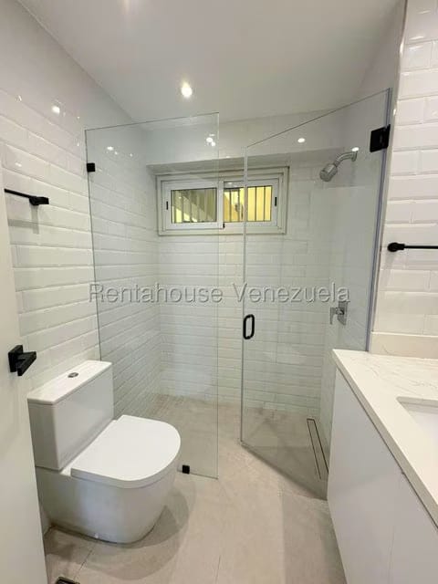 Apartamento (1 Nivel) en Venta en La Castellana, Distrito Metropolitano - 14