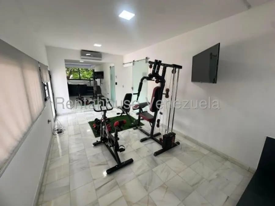 Casa en Venta en el cafetal Caracas - 12