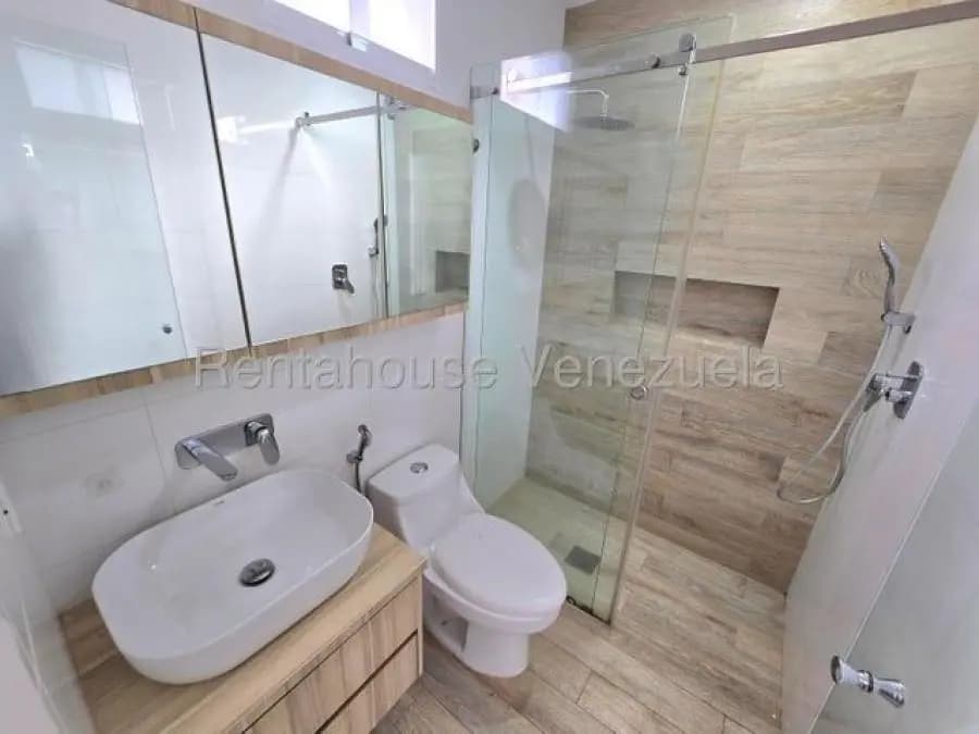 Casa en Venta en el cafetal Caracas - 14