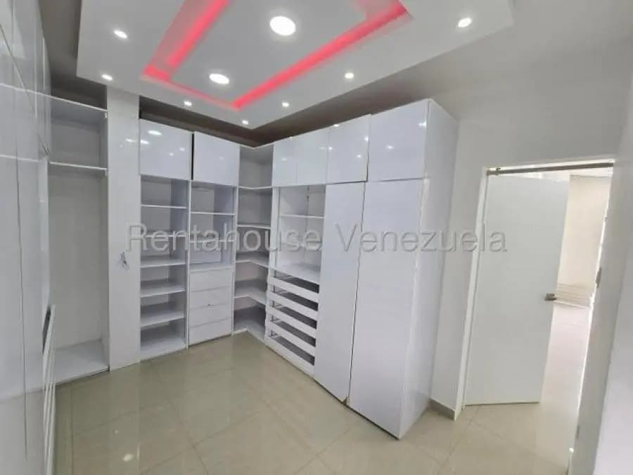 Casa en Venta en el cafetal Caracas - 21
