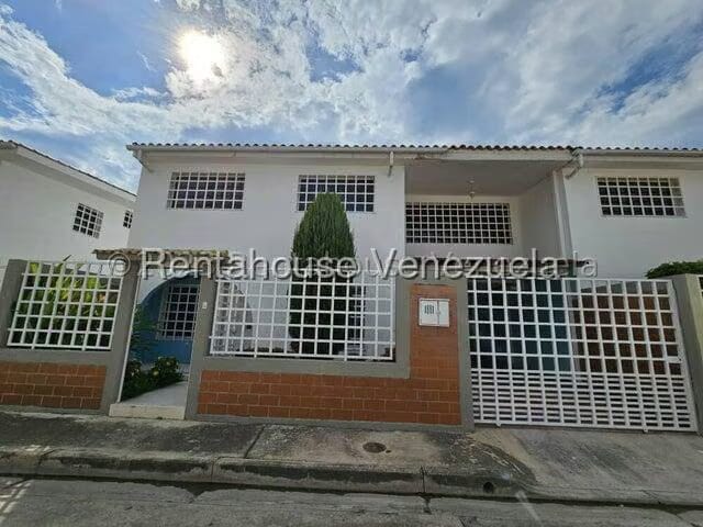 Townhouse (1 Nivel) en Venta en Villas Del Sol I, Aragua