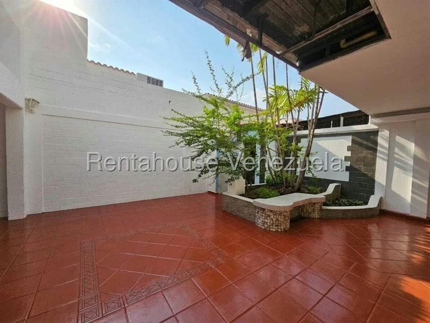 Townhouse (1 Nivel) en Venta en Villas Del Sol I, Aragua - 29
