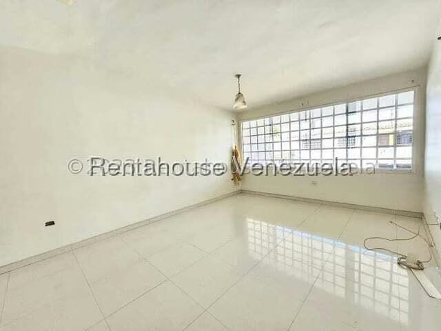 Townhouse (1 Nivel) en Venta en Villas Del Sol I, Aragua - 32