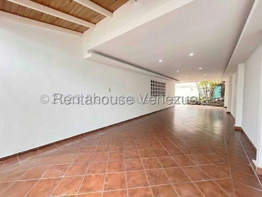 Townhouse (1 Nivel) en Venta en Villas Del Sol I, Aragua - 35