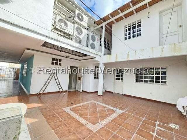 Townhouse (1 Nivel) en Venta en Villas Del Sol I, Aragua - 36