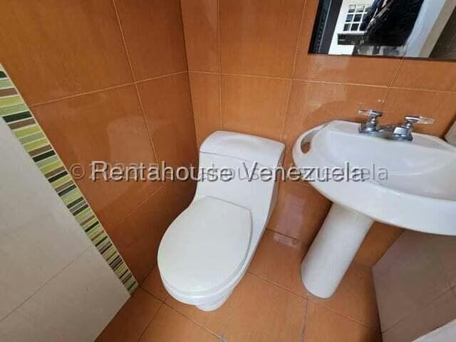 Townhouse (1 Nivel) en Venta en Villas Del Sol I, Aragua - 42
