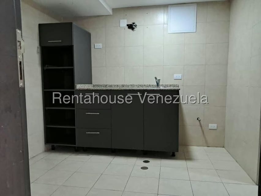 Comercial (Local Comercial) en Alquiler en El Hatillo, Distrito Metropolitano - 18