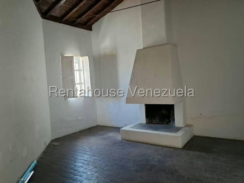 Comercial (Local Comercial) en Alquiler en El Hatillo, Distrito Metropolitano - 48