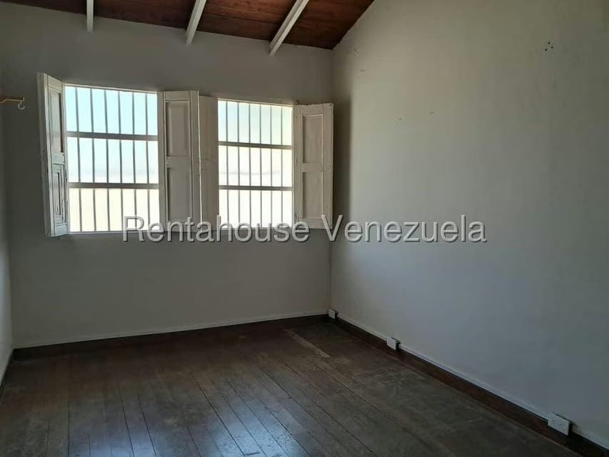 Comercial (Local Comercial) en Alquiler en El Hatillo, Distrito Metropolitano - 8