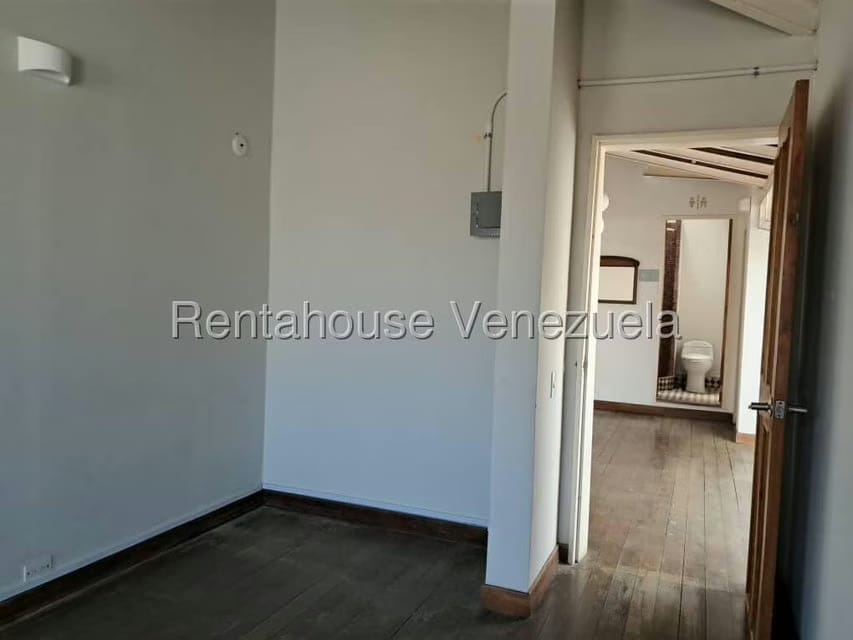 Comercial (Local Comercial) en Alquiler en El Hatillo, Distrito Metropolitano - 9
