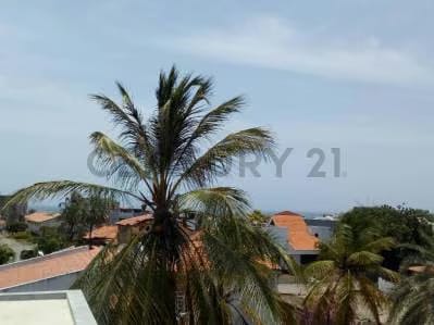 Amplia Casa en Construcción - 6