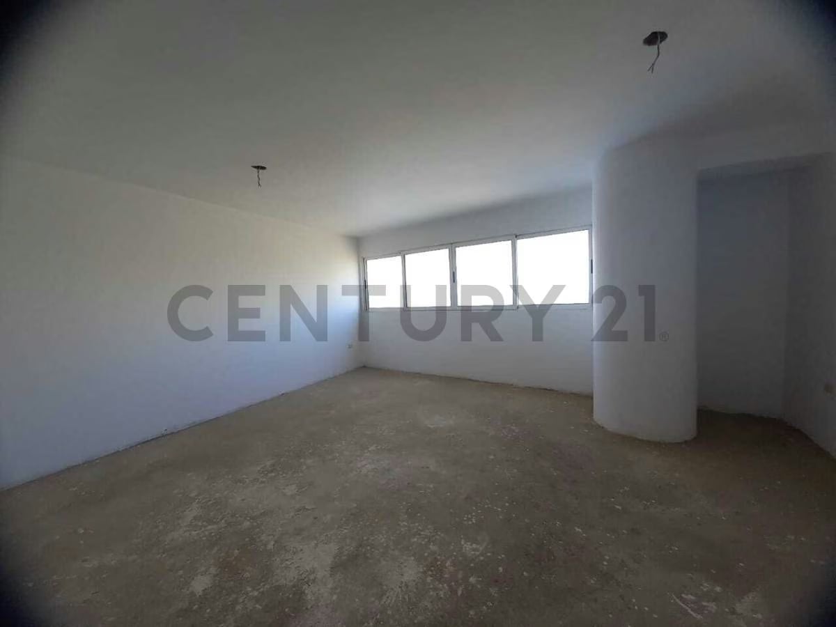 Venta apto. en Gris. Resd. Las Islas, Torre Isla de agua, piso 7. - 7