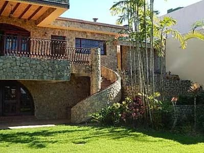 En venta estupenda casa en La Lagunita Country Club - 8