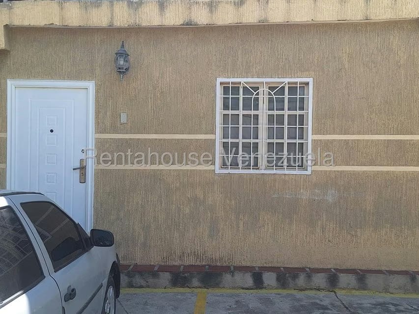 Apartamento (1 Nivel) en Alquiler en Avenida 34, Zulia