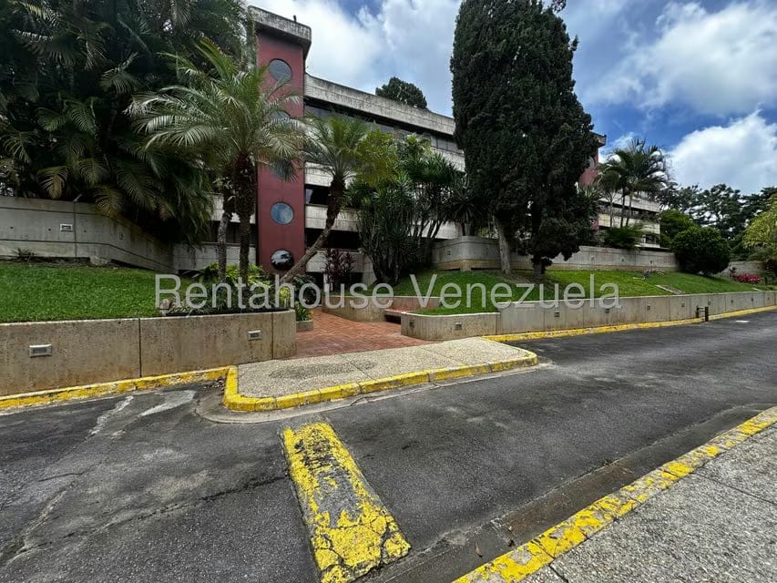 Apartamento (Penthouse) en Venta en La Lagunita Country Club, Distrito Metropolitano - 4