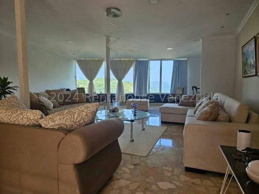 Casa (Multipes Niveles) en Venta en La Union, Distrito Metropolitano - 2