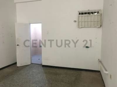 Alquiler de Local comercial en Sector Belloso - 3