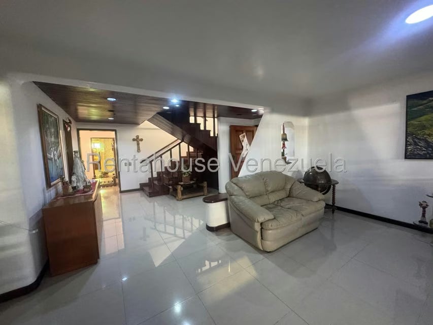 Casa (Duplex) en Venta en Los Naranjos del Cafetal, Distrito Metropolitano - 14