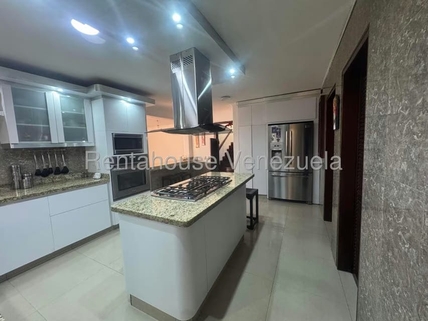 Casa (Duplex) en Venta en Los Naranjos del Cafetal, Distrito Metropolitano - 20