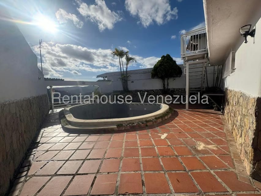 Casa (Duplex) en Venta en Los Naranjos del Cafetal, Distrito Metropolitano - 25