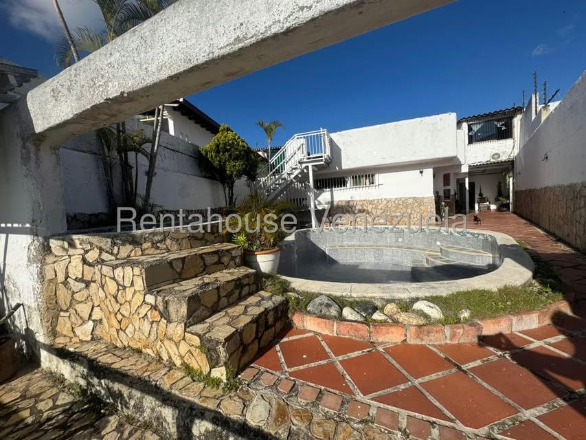 Casa (Duplex) en Venta en Los Naranjos del Cafetal, Distrito Metropolitano - 28