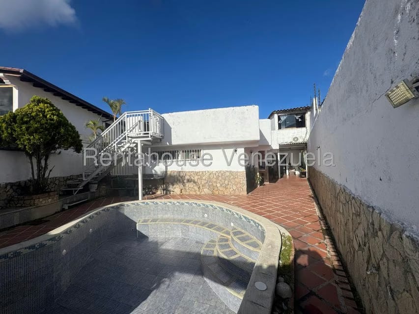 Casa (Duplex) en Venta en Los Naranjos del Cafetal, Distrito Metropolitano - 30