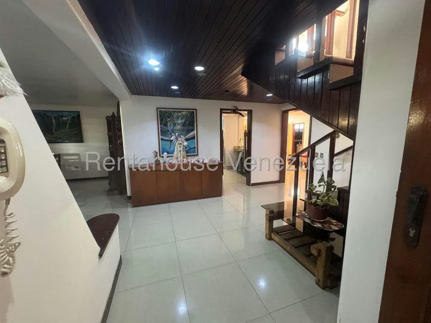 Casa (Duplex) en Venta en Los Naranjos del Cafetal, Distrito Metropolitano - 4