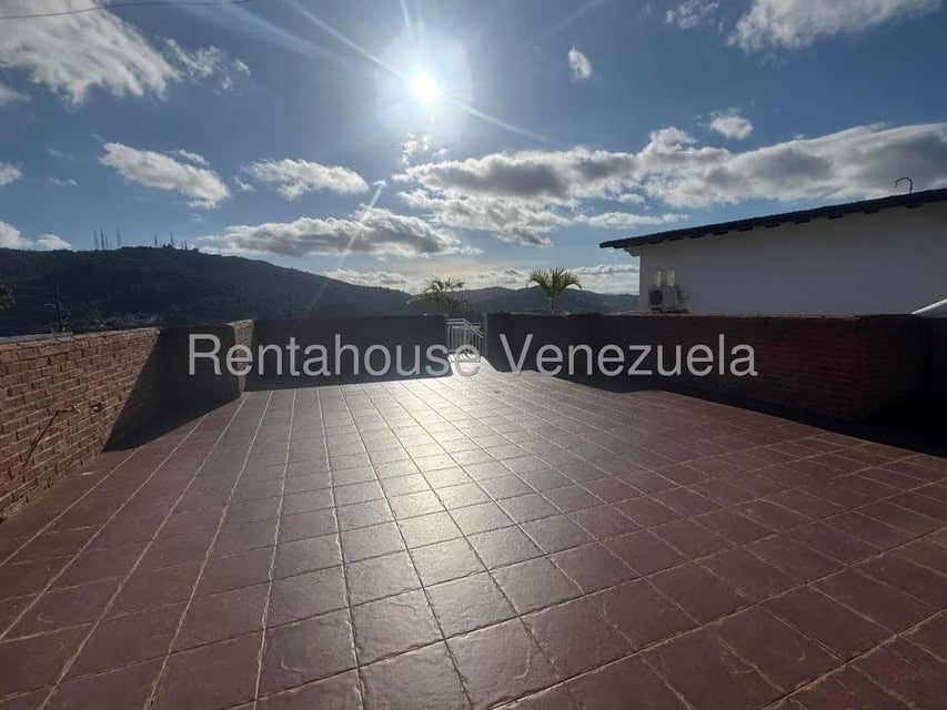 Casa (Duplex) en Venta en Los Naranjos del Cafetal, Distrito Metropolitano - 33