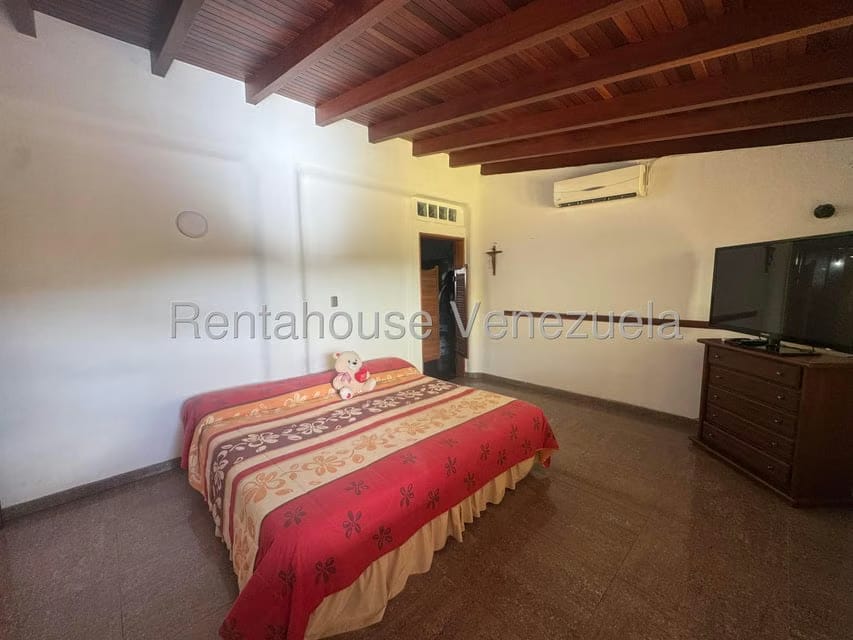 Casa (Duplex) en Venta en Los Naranjos del Cafetal, Distrito Metropolitano - 38