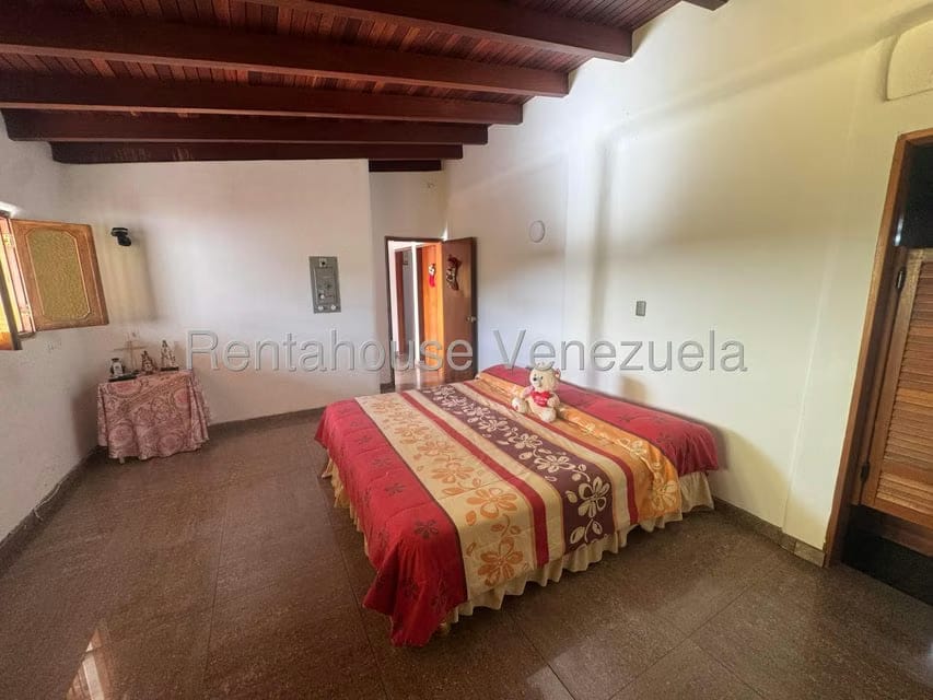 Casa (Duplex) en Venta en Los Naranjos del Cafetal, Distrito Metropolitano - 39