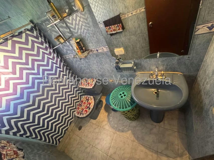 Casa (Duplex) en Venta en Los Naranjos del Cafetal, Distrito Metropolitano - 46