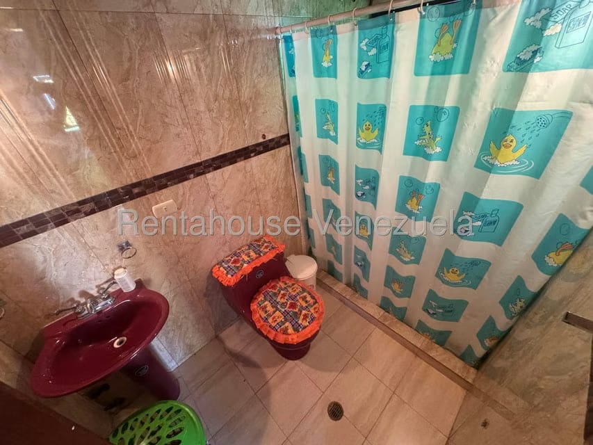 Casa (Duplex) en Venta en Los Naranjos del Cafetal, Distrito Metropolitano - 49