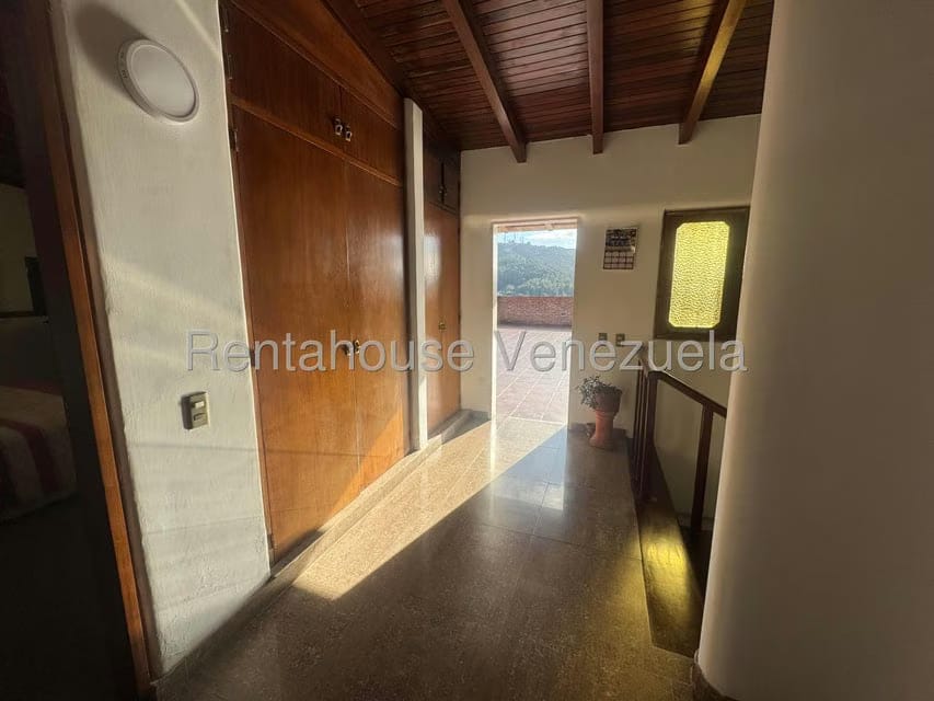 Casa (Duplex) en Venta en Los Naranjos del Cafetal, Distrito Metropolitano - 50