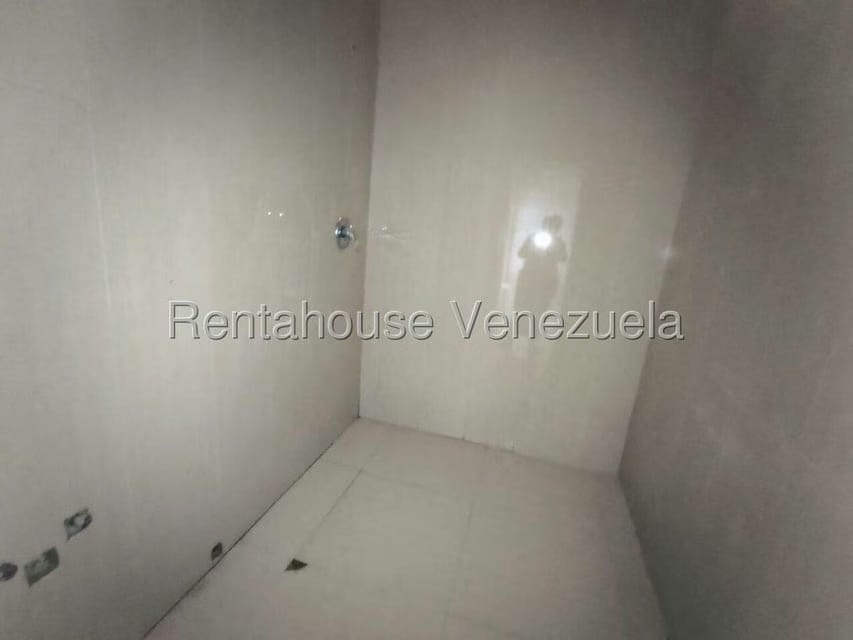 Casa (1 Nivel) en Venta en Valle de Oro, Carabobo - 18