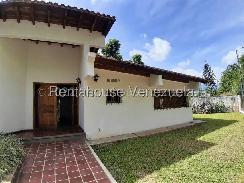 Casa (1 Nivel) en Venta en Prados del Este, Distrito Metropolitano