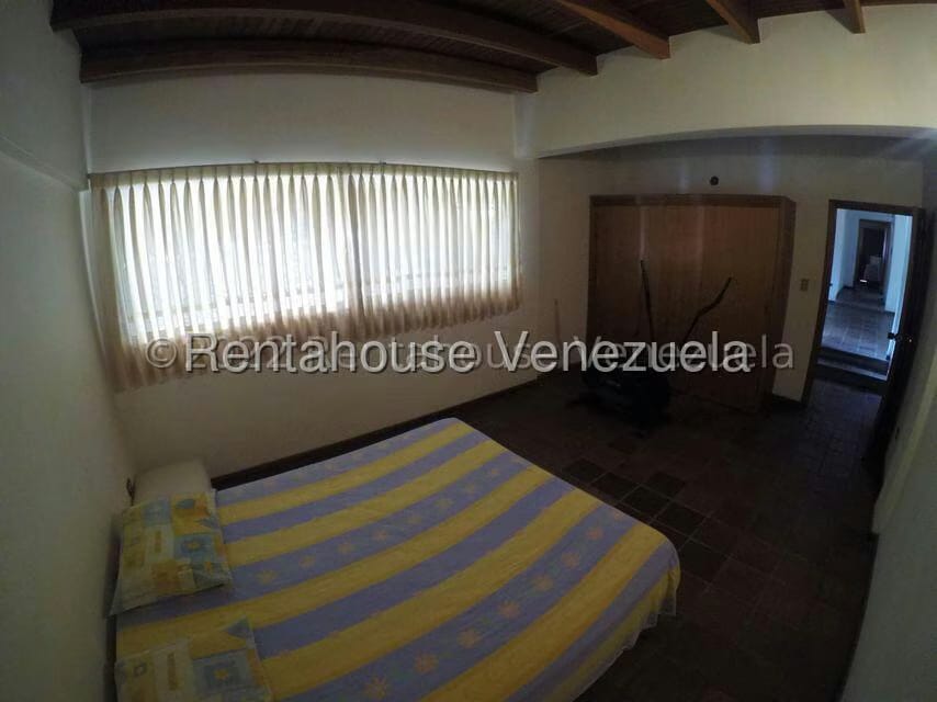 Casa (1 Nivel) en Venta en Prados del Este, Distrito Metropolitano - 13