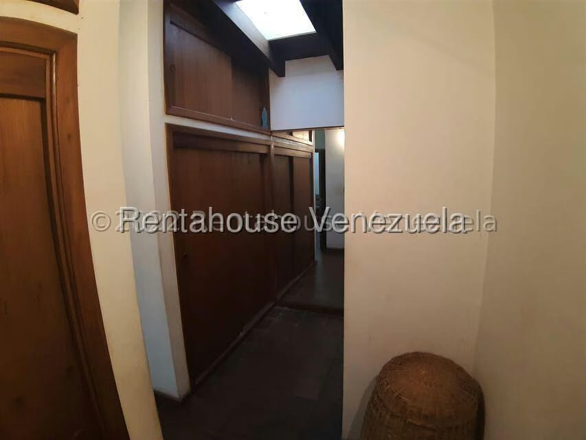 Casa (1 Nivel) en Venta en Prados del Este, Distrito Metropolitano - 15
