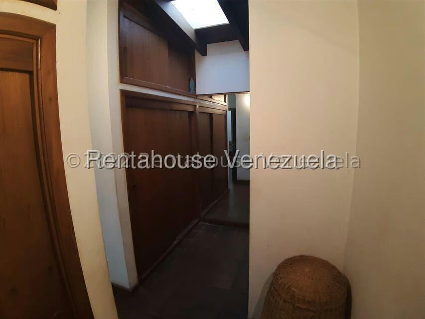 Casa (1 Nivel) en Venta en Prados del Este, Distrito Metropolitano - 15